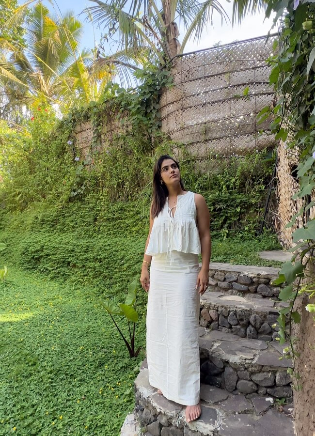 Kavya_20Thapar15.jpg 16