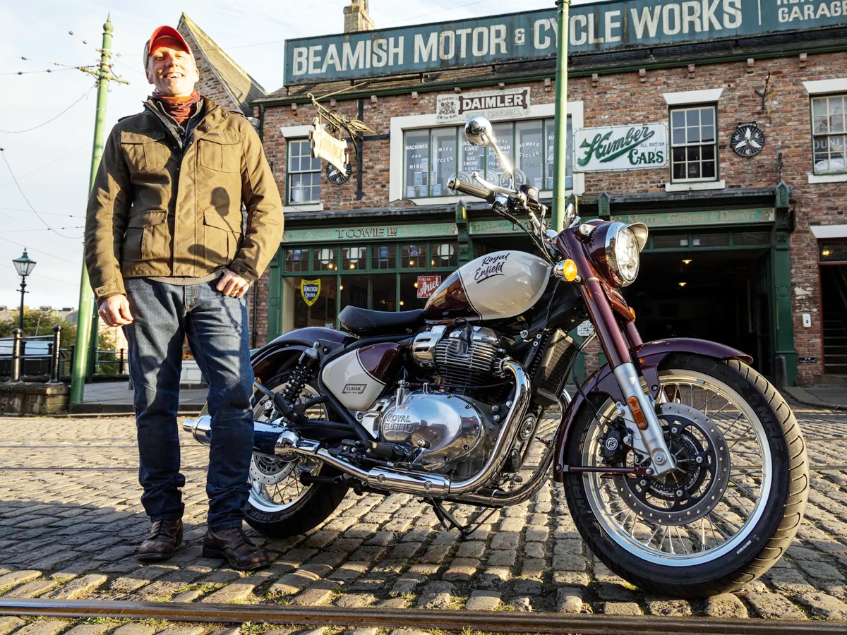 Royal_20Enfield_20classic_20650_2010.jpg 11