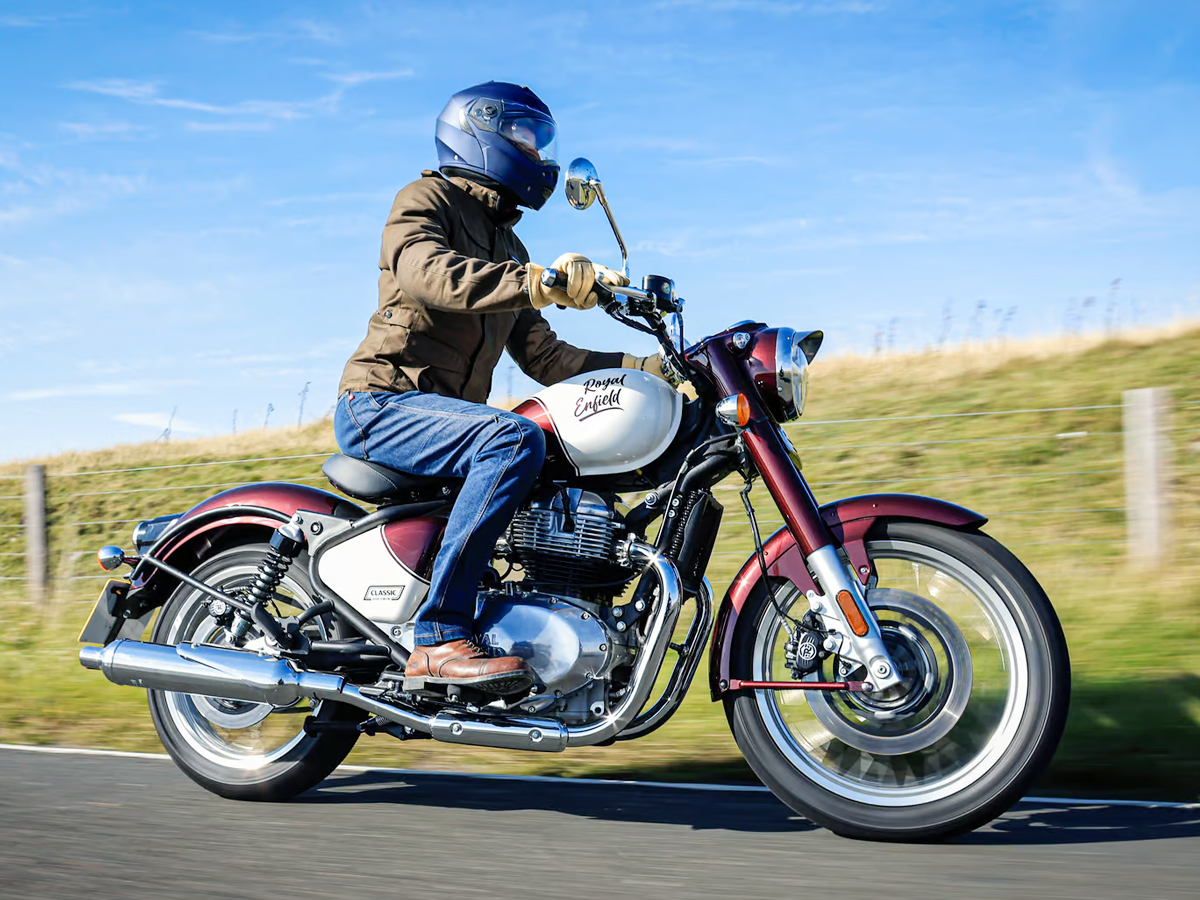 Royal_20Enfield_20classic_20650_205_0.jpg 6