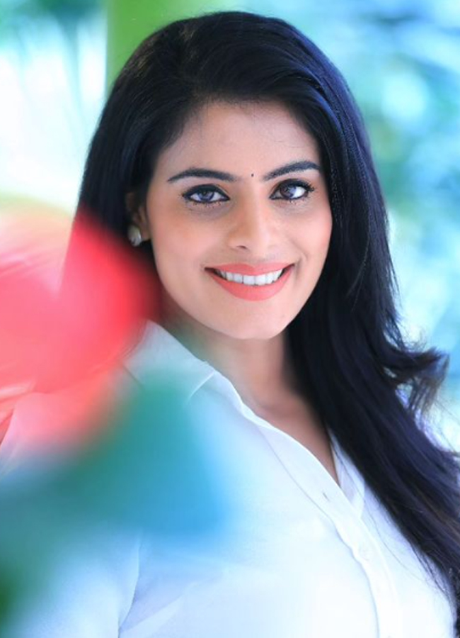 Sobhita_2010.jpg 12