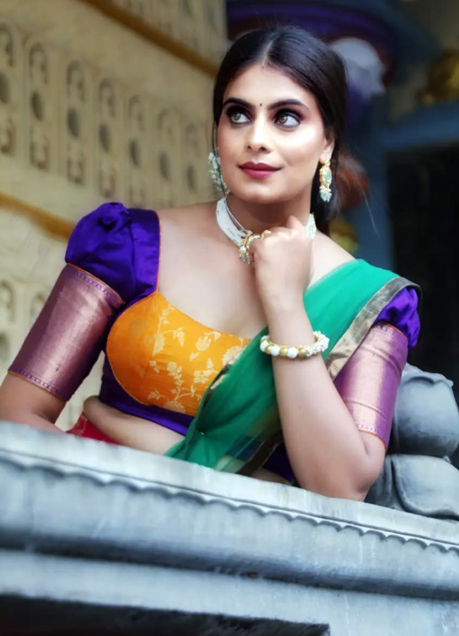 Sobhita_203.jpg 4