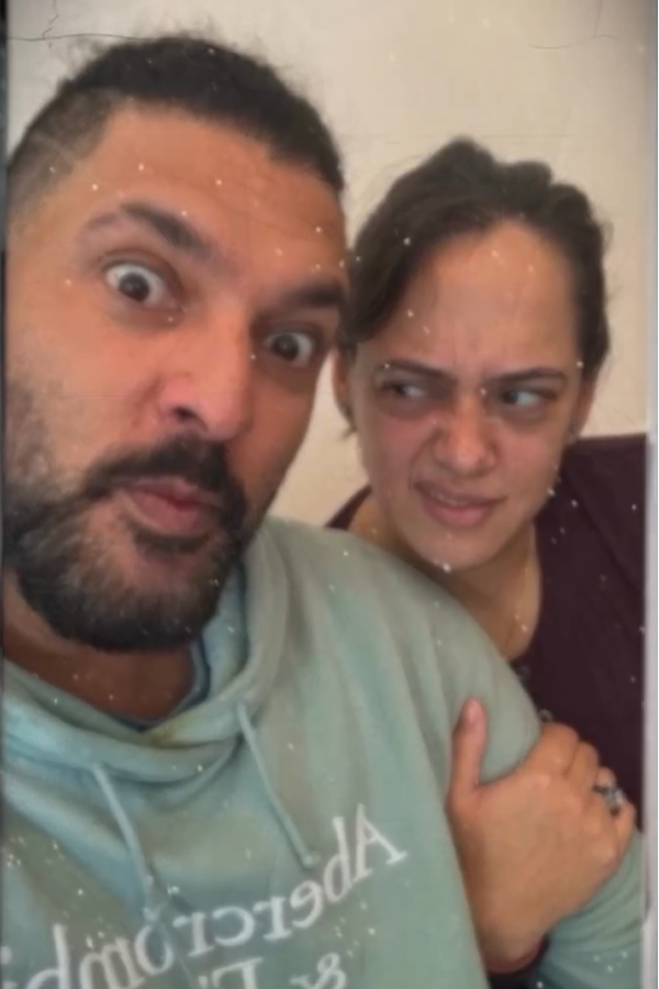 Yuvraj_20Singh_20pens_20Eighth_20anniversary_20wish_20to_20wife_20Hazel_20Keech_20Photos_20_281_29.jpg 2