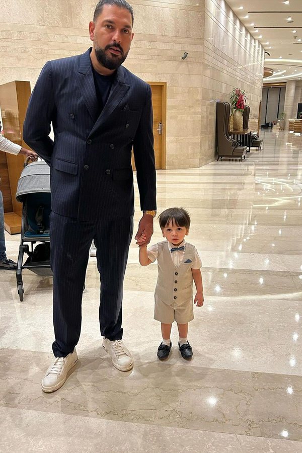 Yuvraj_20Singh_20pens_20Eighth_20anniversary_20wish_20to_20wife_20Hazel_20Keech_20Photos_20_2834_29.jpg 17