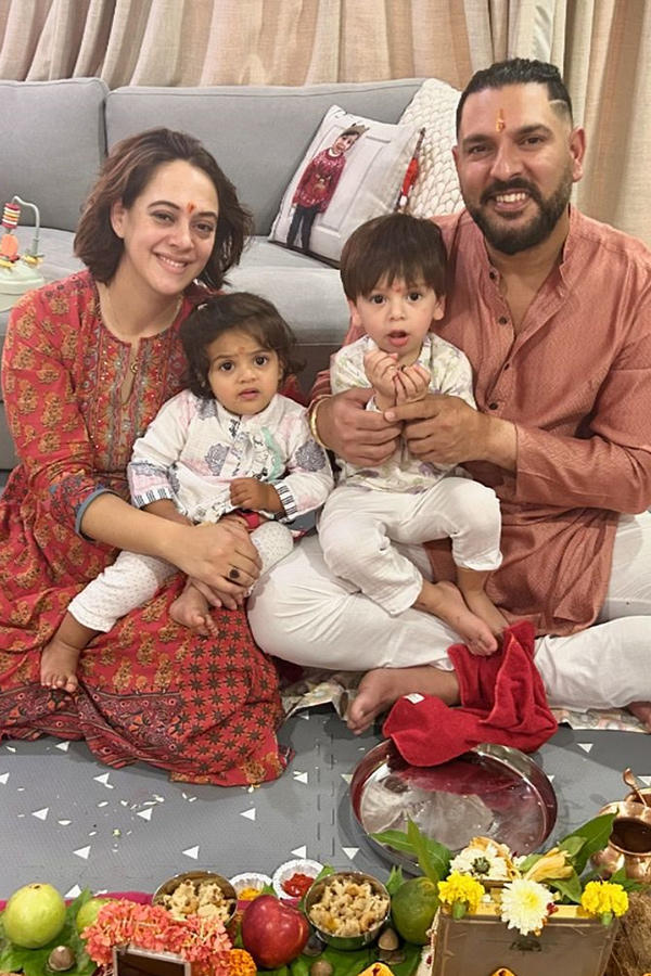 Yuvraj_20Singh_20pens_20Eighth_20anniversary_20wish_20to_20wife_20Hazel_20Keech_20Photos_20_2836_29.jpg 19
