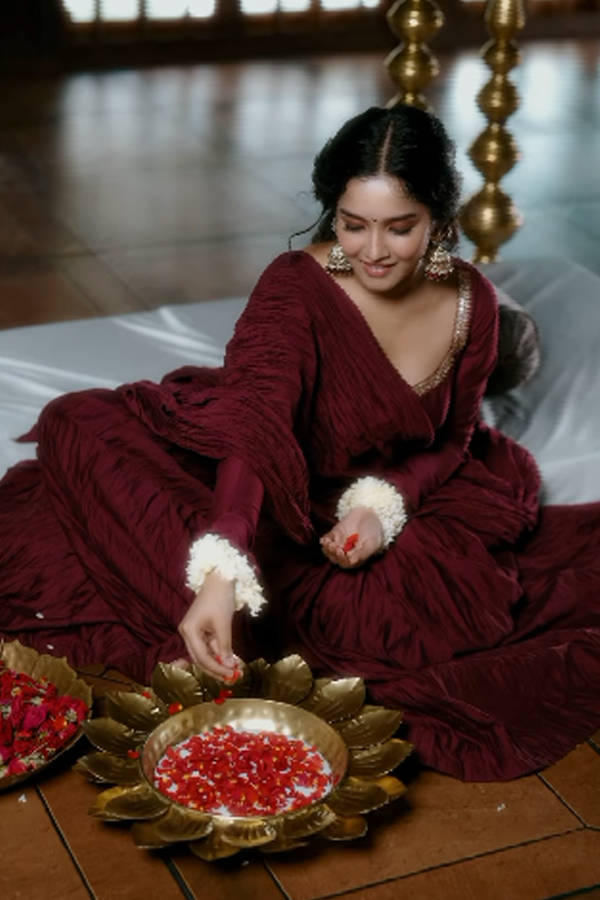 Anikha-Surendran-9.jpg 10