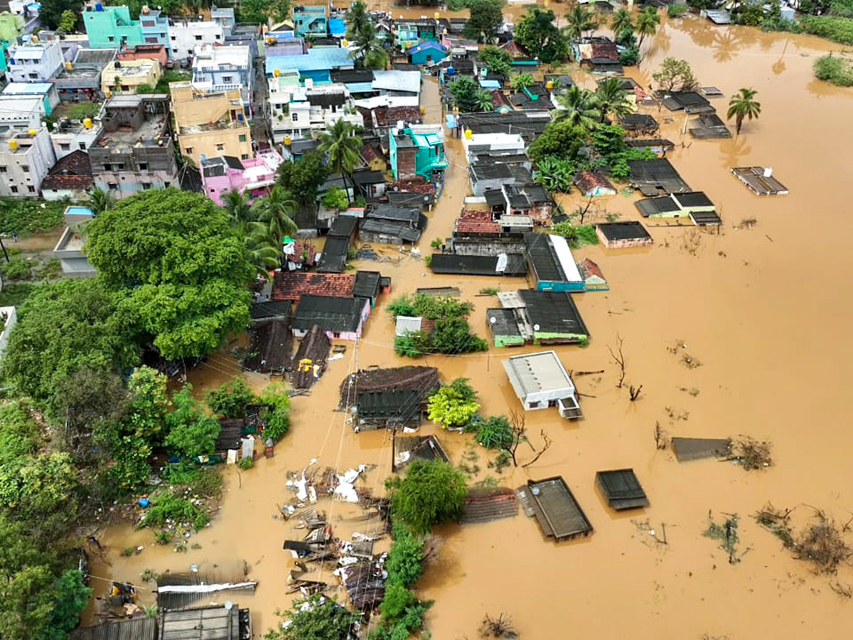 Cyclone_20Fengal_20LIVE_20Updates_20Tamil_20Nadu_20Photos_30.jpg 28