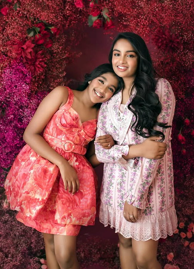 Manchu_20vishnu_20daughters_20Birthday6.jpg 8