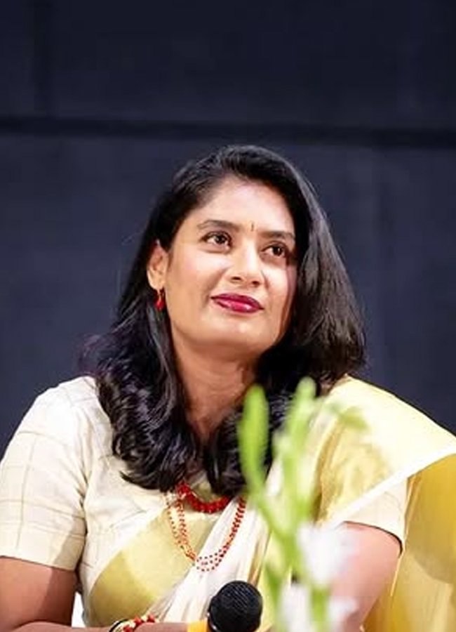 Mithali_20raj12.jpg 10