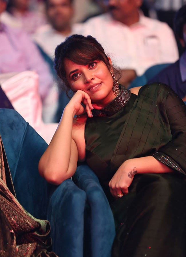 Pushpa_202_20Pre_20Release_20Event_20Sreeleela_20And_20Anasuya_20photos_20goes_20viral_7.jpg 7