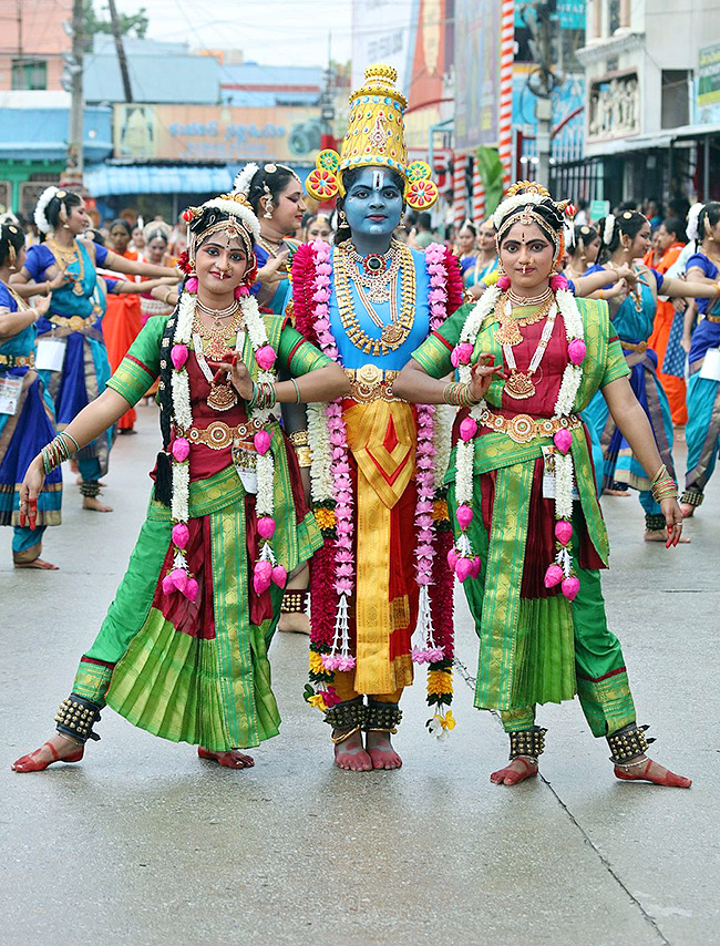 Tiruchanur_20Sri_20Padmavathi_20Ammavari_20Brahmotsavam_202024_27.jpg 22
