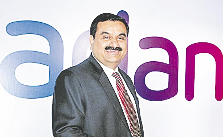 ADANI111.jpg