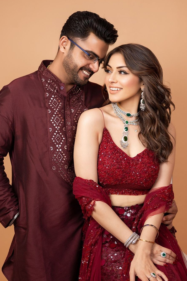 Hansika-Motwani_Sohael-Khaturiya-1.jpg 2