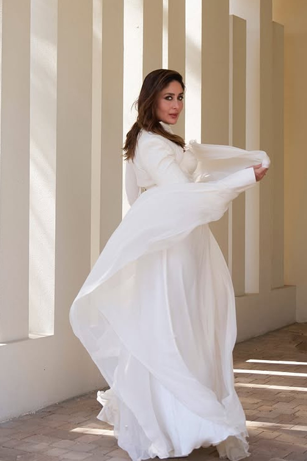 Kareenakapoorkhan_205.jpg 10