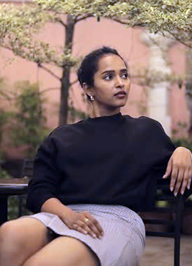 Pushpa_20Sister13_0.jpg 14