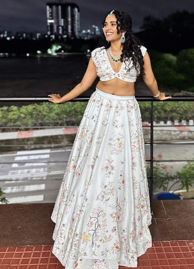 Pushpa_20Sister15_0.jpg 16