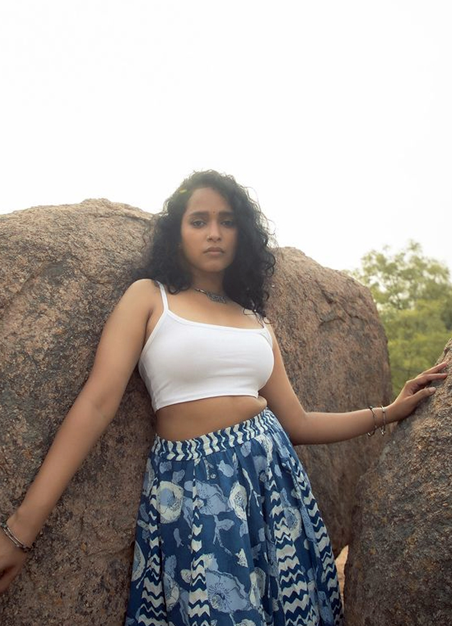 Pushpa_20Sister17_0.jpg 18