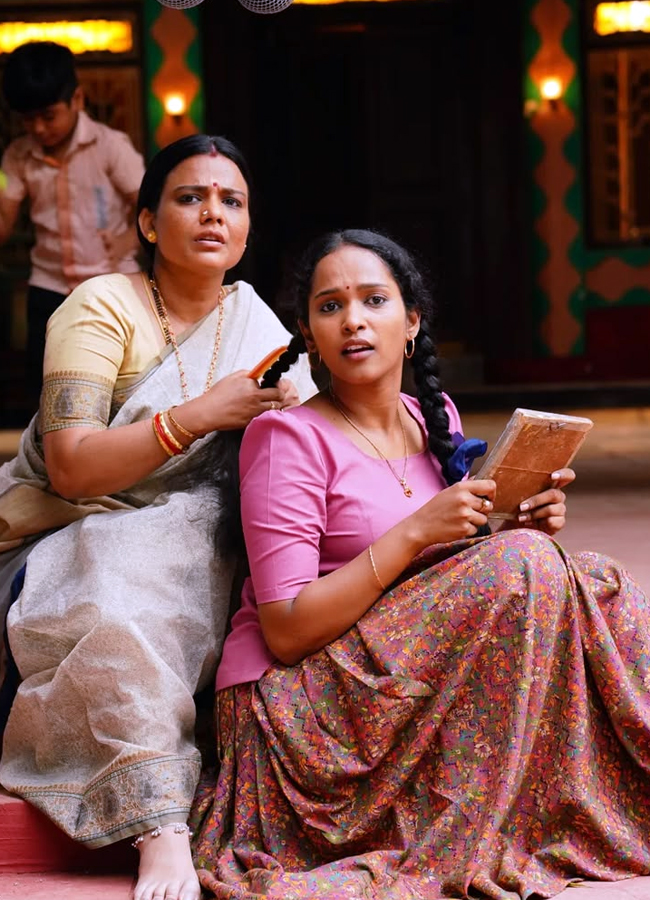 Pushpa_20Sister1_0.jpg 3