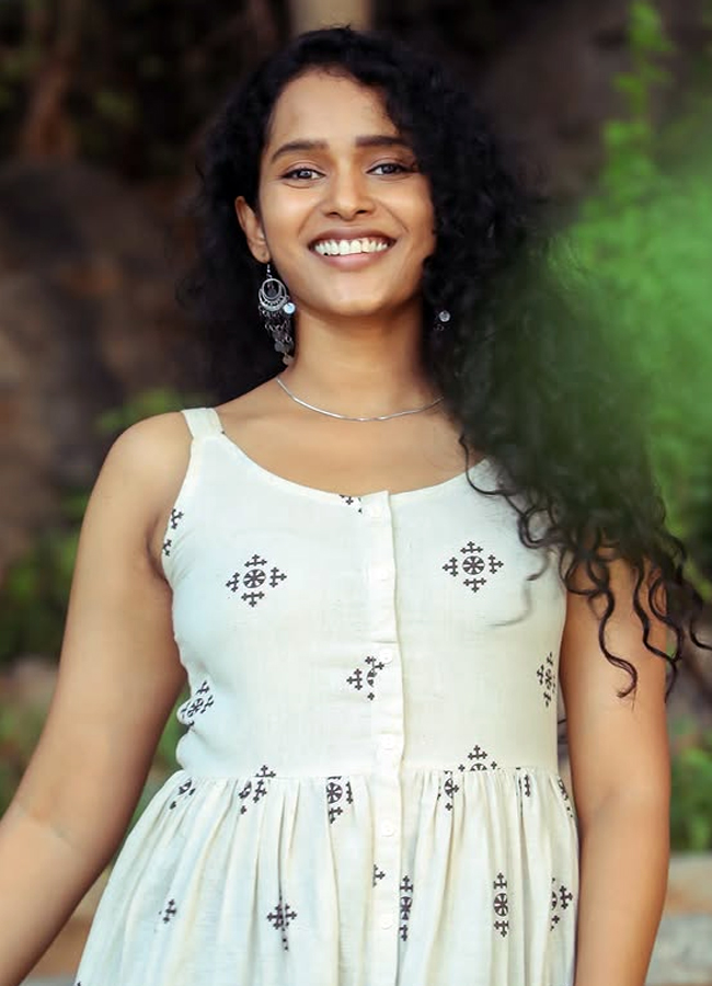 Pushpa_20Sister8_0.jpg 9