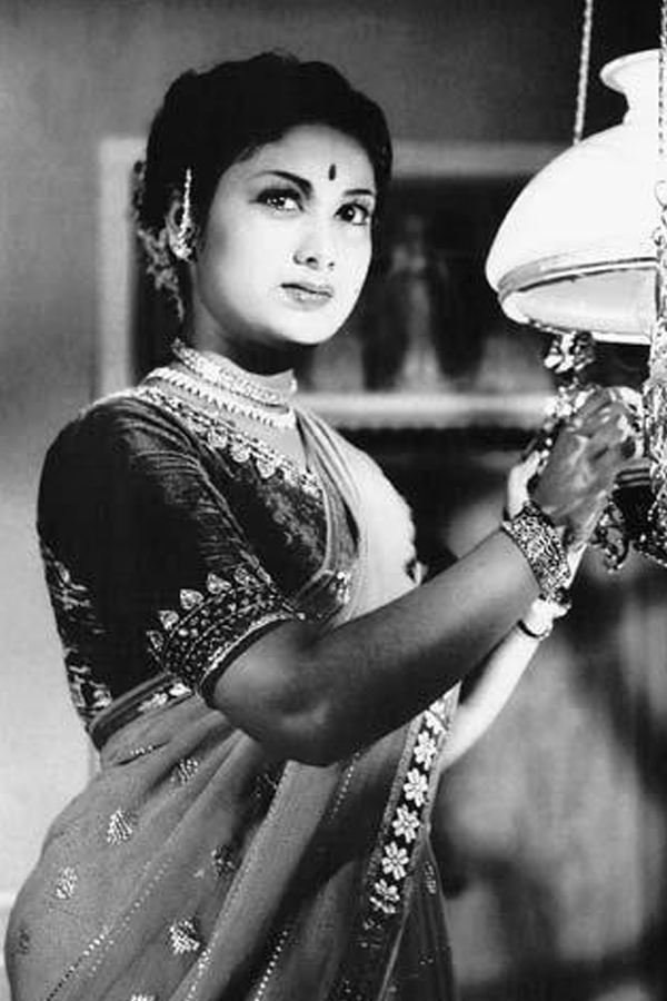 Savitri-5.jpg 6