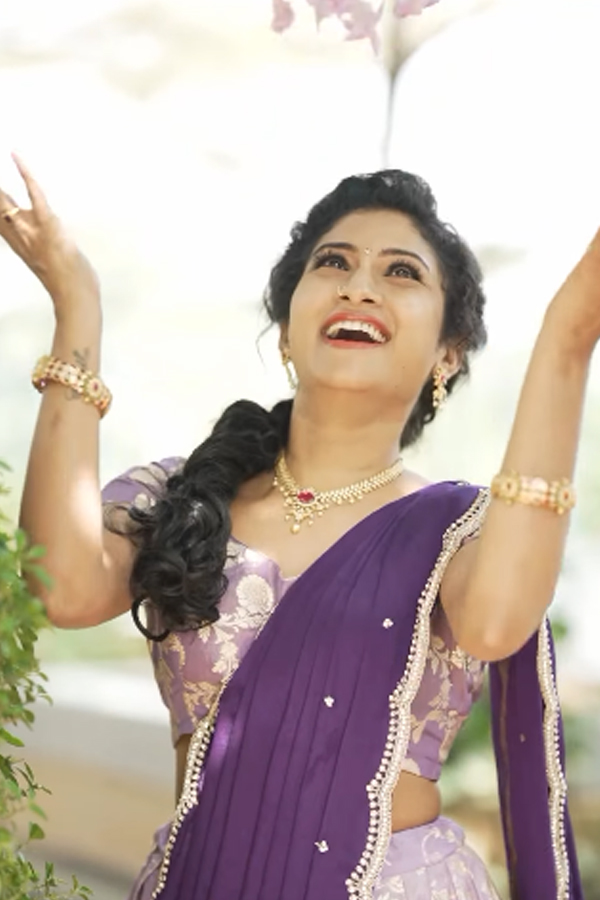 Vishnu-Priya-11.jpg 13