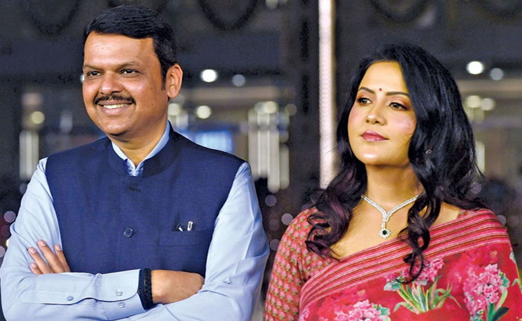 amrtutha_devendrafadnavis.jpg