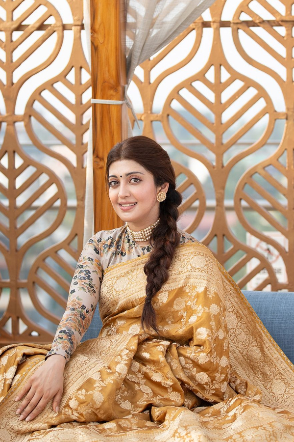Pranita-Subhash-5_0.jpg 6