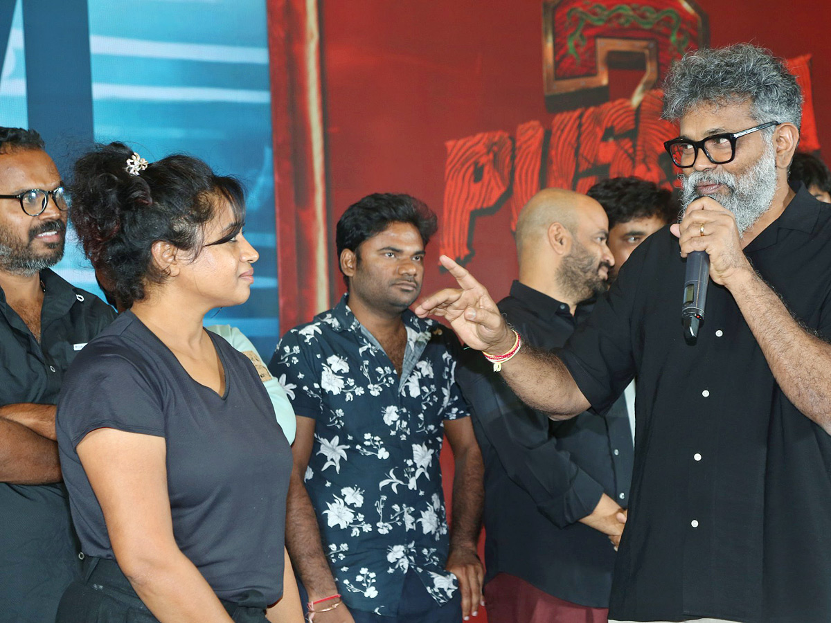 Pushpa_202_20Blockbuster_20Success_20Press_20Meet_20Photos_20_288_29.jpg 8