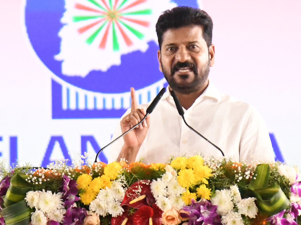 Telangana_20Home_20Ministry_20Done_20Prajapalana_20Vijayotsavam_20AT_20HMDA_20Grounds_10.jpg 9