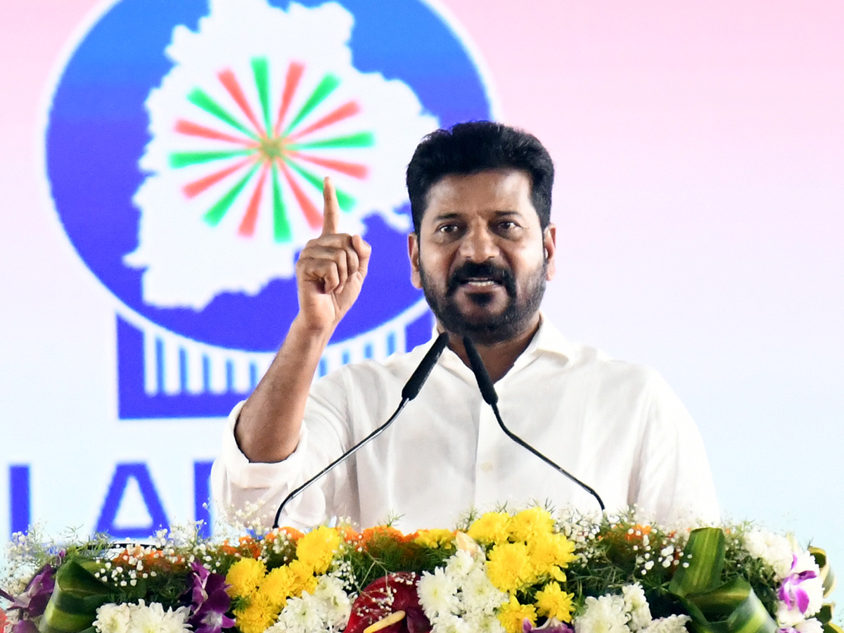 Telangana_20Home_20Ministry_20Done_20Prajapalana_20Vijayotsavam_20AT_20HMDA_20Grounds_21.jpg 18