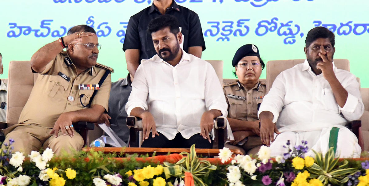 Telangana_20Home_20Ministry_20Done_20Prajapalana_20Vijayotsavam_20AT_20HMDA_20Grounds_23.jpg 20