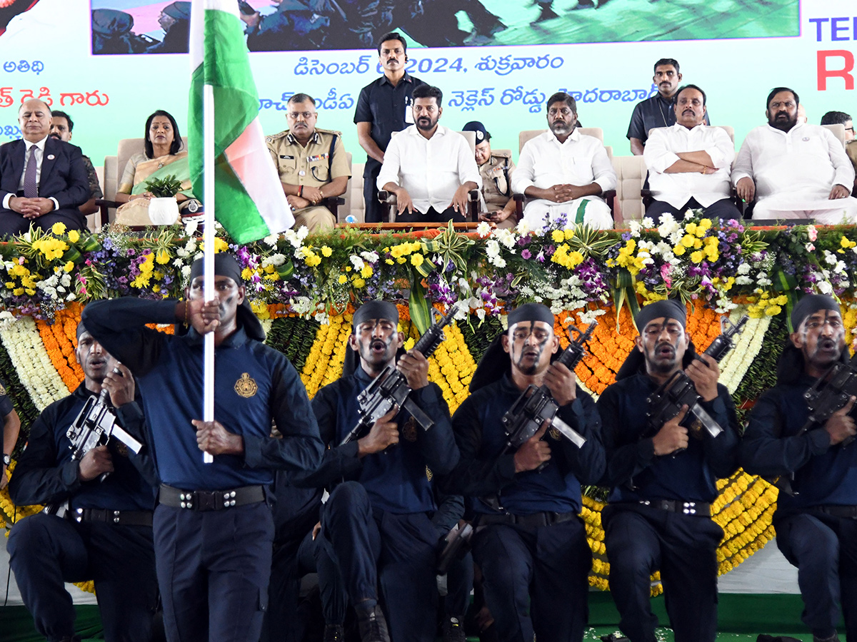 Telangana_20Home_20Ministry_20Done_20Prajapalana_20Vijayotsavam_20AT_20HMDA_20Grounds_7.jpg 7