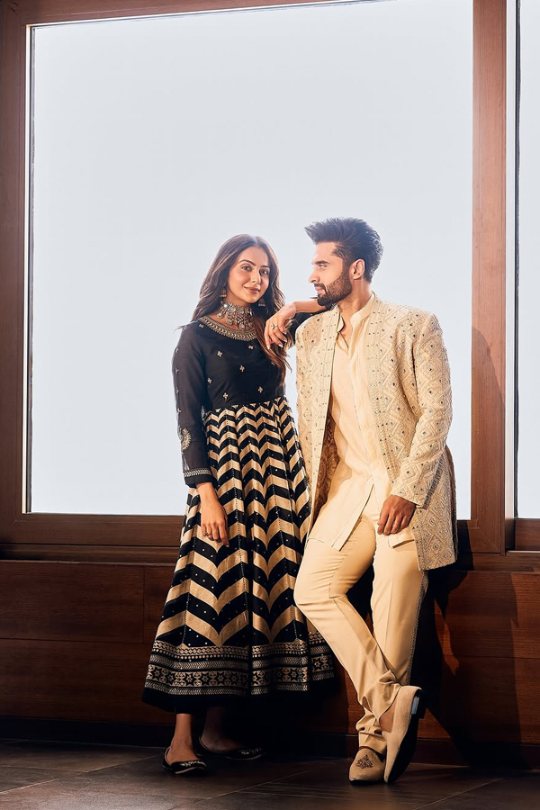 Jackky-V-Bhagnani_Rakul-Preet-11.jpg 8
