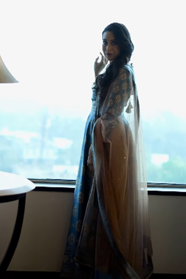 Karisma-Kapoor-8.jpg 9
