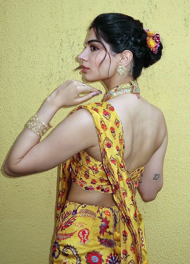 Kushi_20kapoor_20haldi_20cermeony1.jpg 2