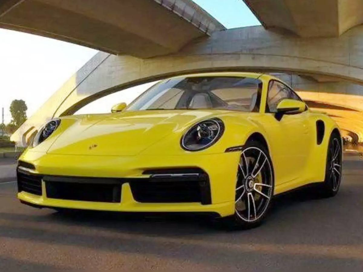 Zomato_20Ceo_20cars7.jpg 8