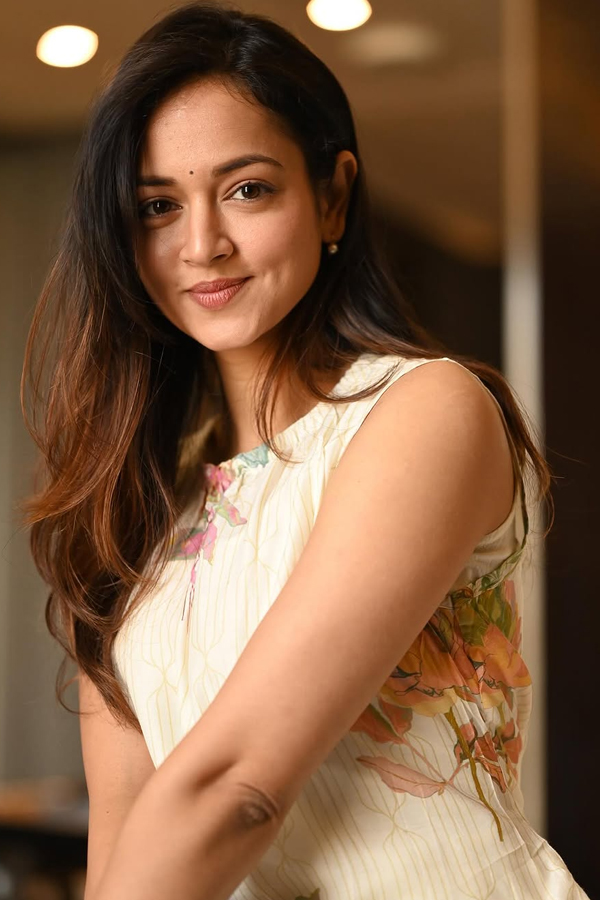Shanvi-Srivastava-22.jpg 23