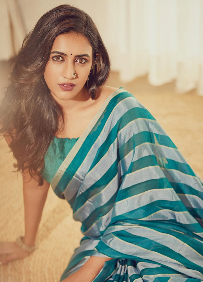 Actress_20Niharika_20Konidela_20New_20Song_20photos_20goes_20viral__20_2810_29.jpg 10