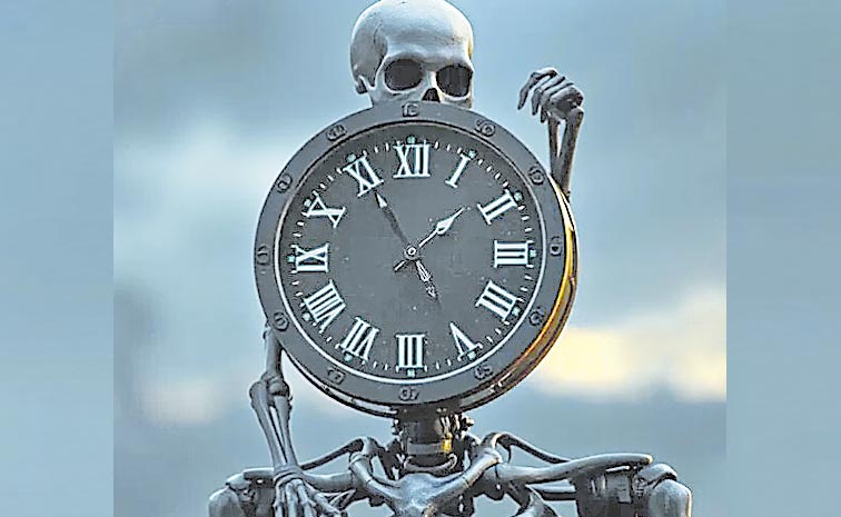 DEATH-CLOCK.jpg