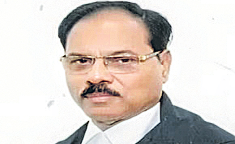 JUDGE-shekar.jpg