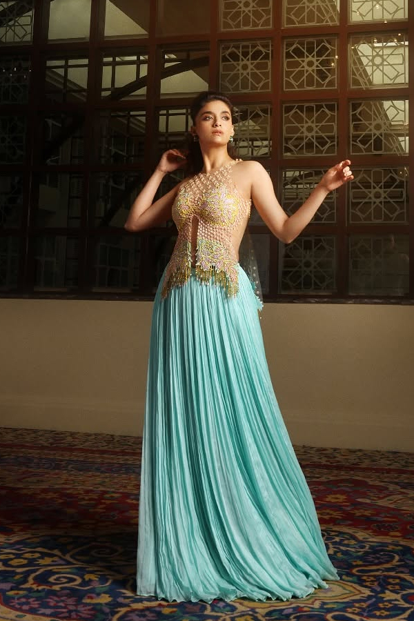 Keerthy-Suresh-5.jpg 6