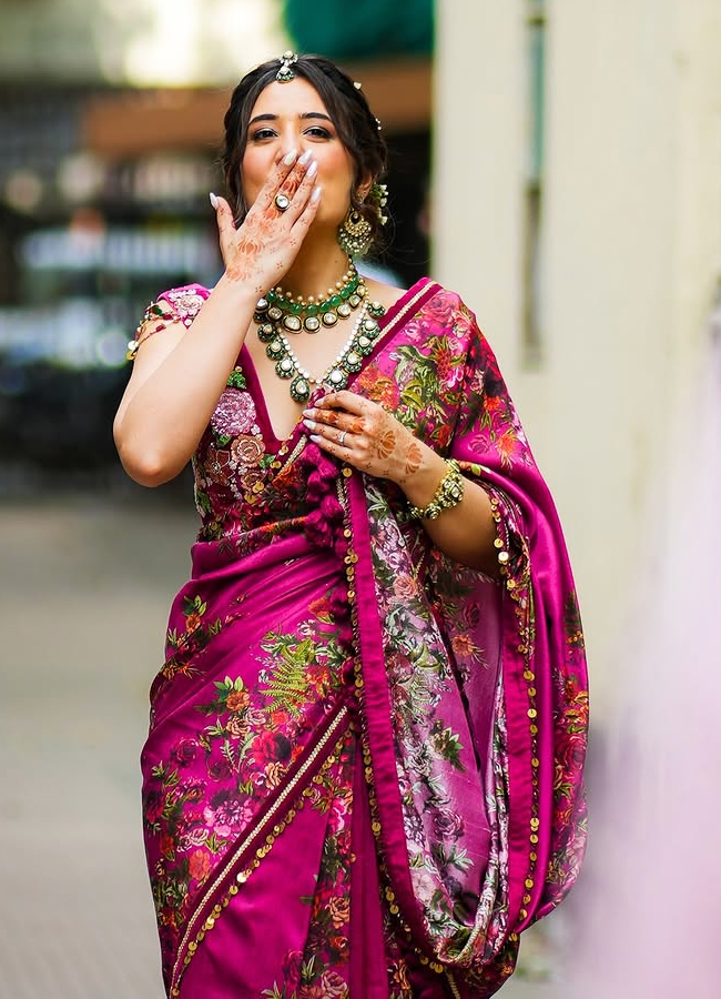 Tanyakhan4.jpg 5