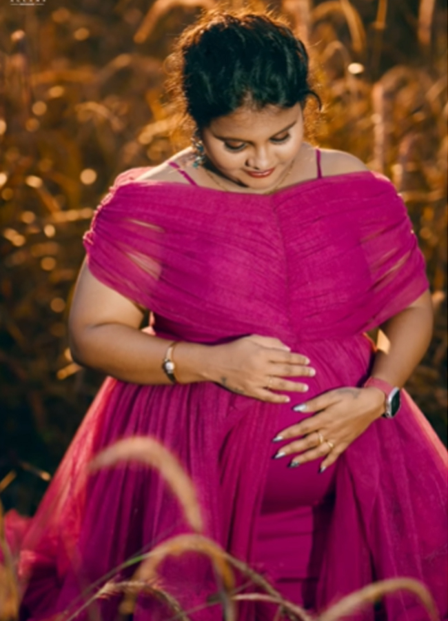 Yadama_20raju_20wife_20Maternal_20function8.jpg 9