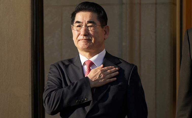 SK_Ex_Minister_Underware.jpg