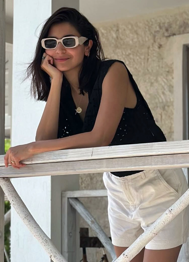 Virushka_20Birthday4.jpg 5