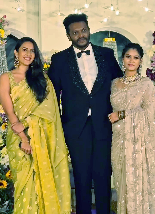 director_20sandeep_20raj_20wedding_20reception_20photos__20_287_29.jpg 7