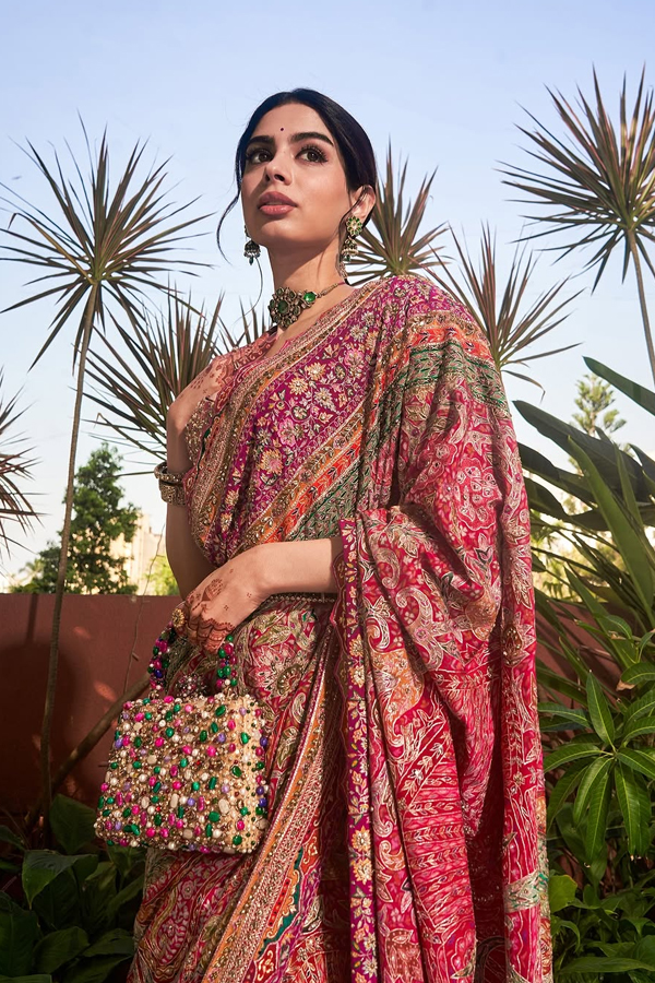 Kushi-Kapoor-3.jpg 4