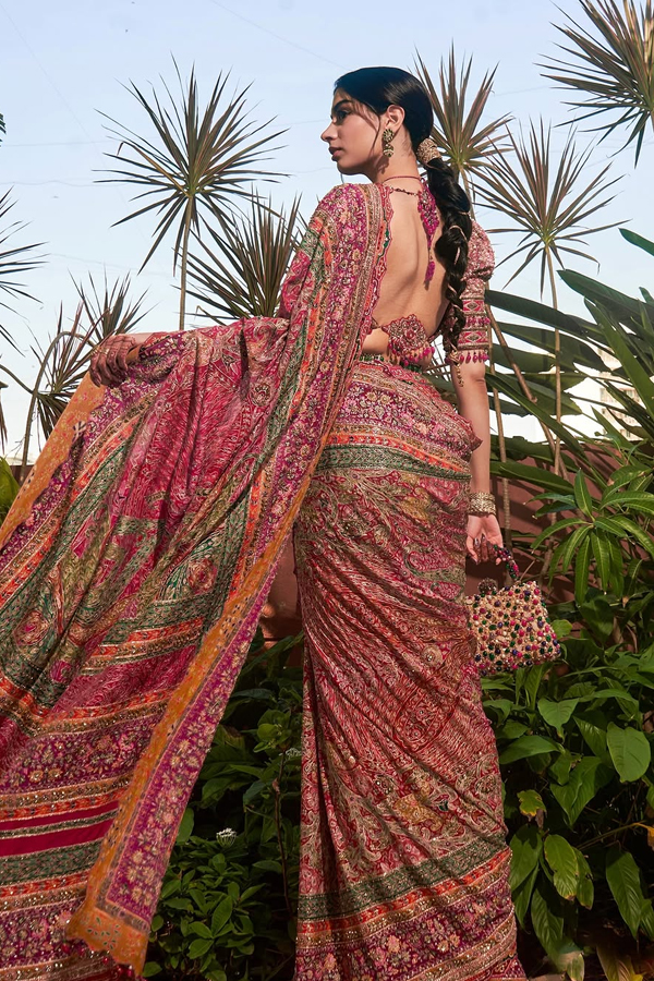 Kushi-Kapoor-7.jpg 8