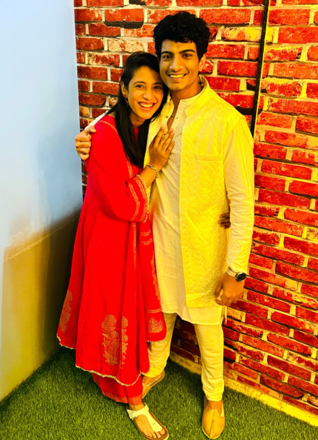Smrithi_20Mandana11.jpg 12