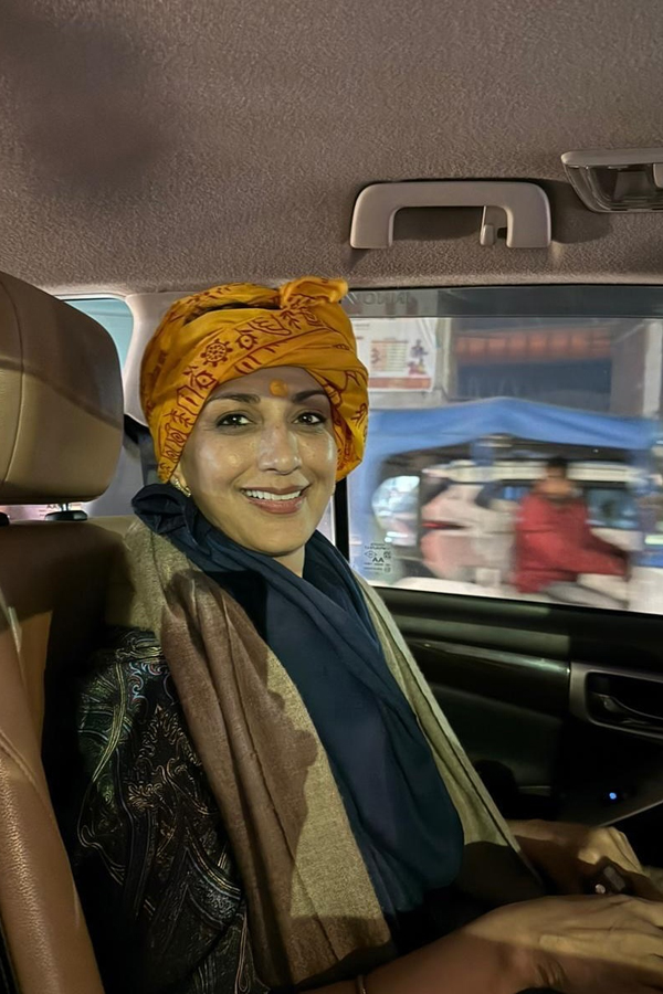 Sonali-Bendre-4_0.jpg 5
