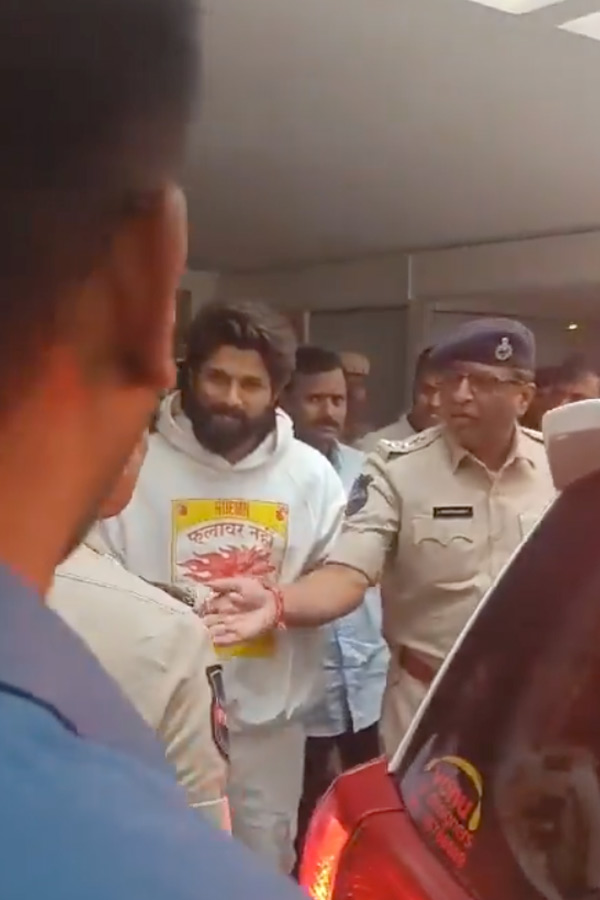 Actor_20Allu_20Arjun_20arrested_20in_20Sandhya_20Theatre_20stampede_20case_20Photos_20Viral_20_282_29.jpg 3